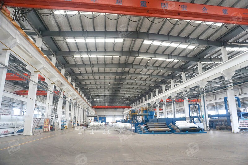 HC petroleum equipment factory_副本.jpg